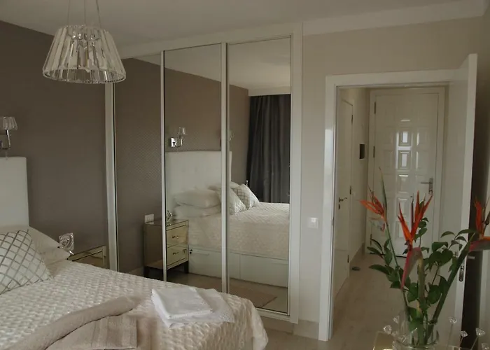 Apartamento Sunny Colina Blanca *